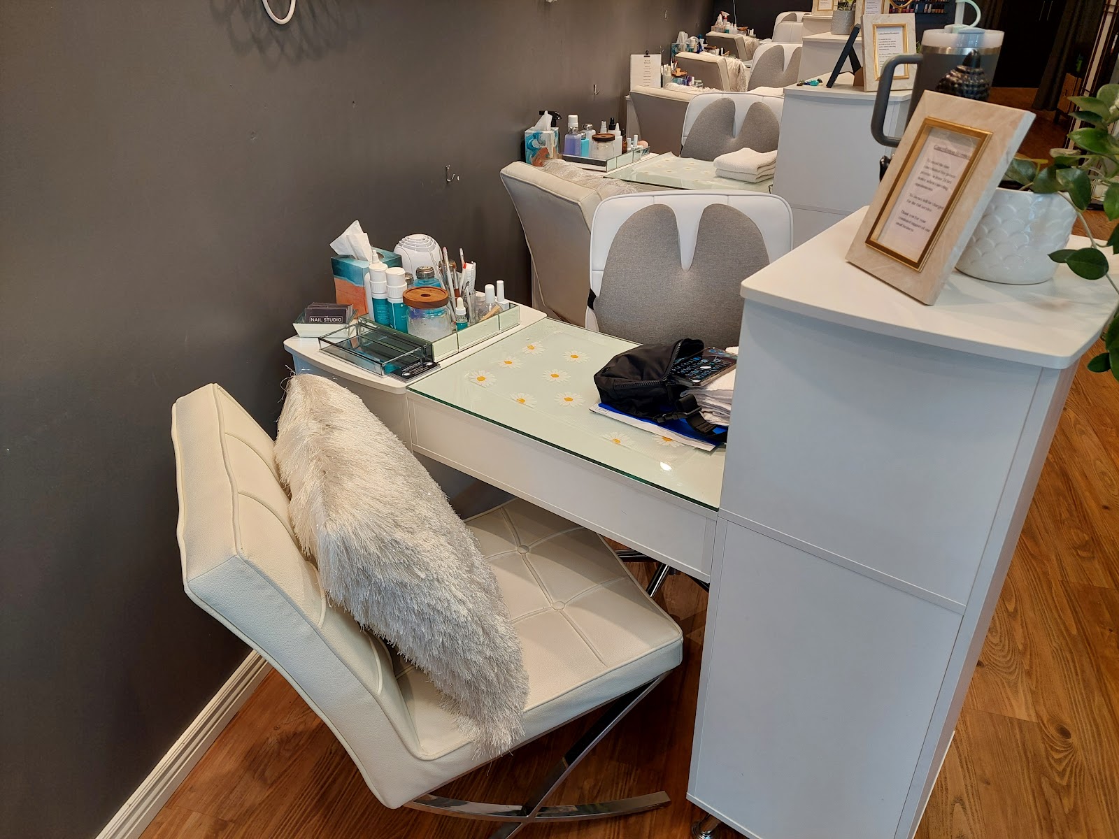 The Nail Studio nail photo 3